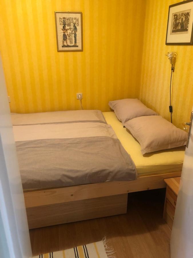 Oeroekzoeld Apartmanok バラトンフェニヴェシュ エクステリア 写真
