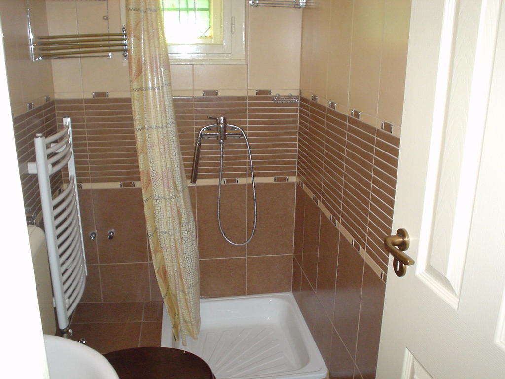 Oeroekzoeld Apartmanok バラトンフェニヴェシュ エクステリア 写真